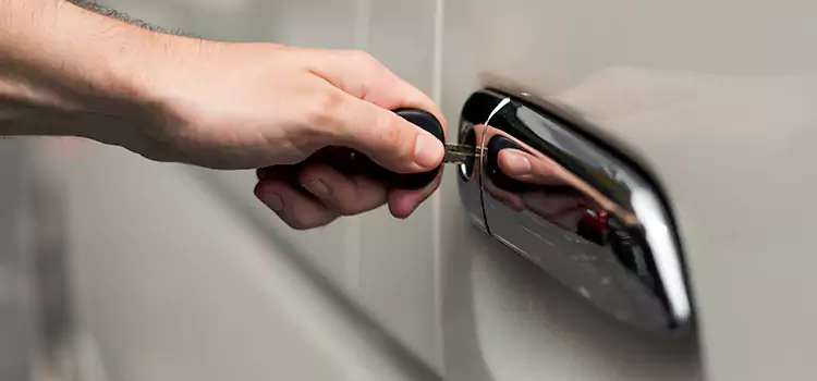 Why Choose Our Auto Locksmith Team in Mentor, OH?