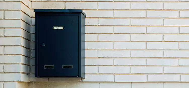 Mailbox Lock Repair Mentor