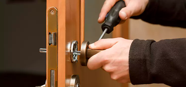 Semi Truck Locksmith Mentor